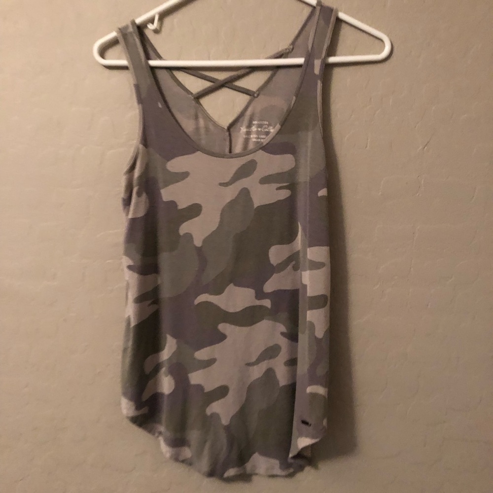 camo tank top